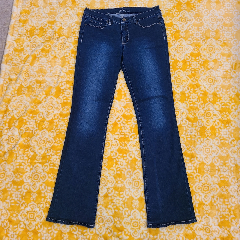 Soho Bootcut sz 10 darkwash jeans